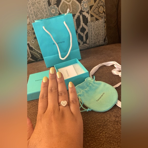 Tiffany & Co. Jewelry - Tiffany and Co Return to Tiffany®
Heart Signet Ring
in Silver, Small used size 7